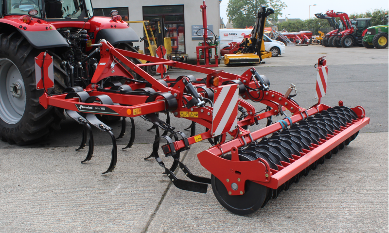 Kverneland 3m Turbo Stubble Cultivator