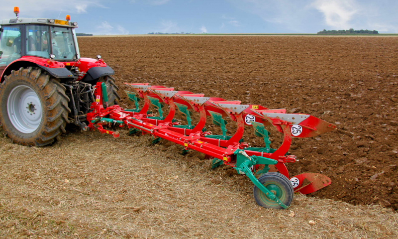 Kverneland ES Mounted Reversible Plough