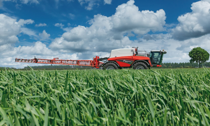 Kverneland iXdrive Self Propelled Sprayer