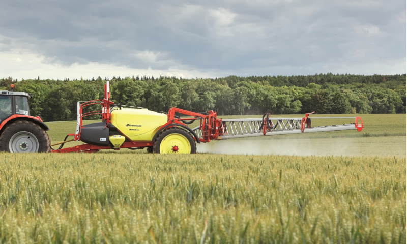 Kverneland iXtrack A,B Trailed Sprayer