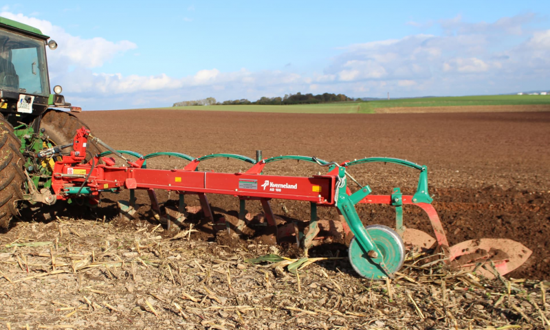 Kverneland AB & AD Conventional Plough