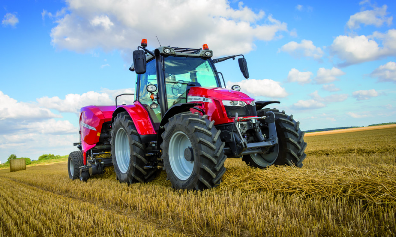 Massey Ferguson 5700 S | 100-130 HP